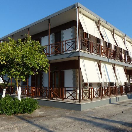 Appartamento Circe Pansion Lixouri Esterno foto
