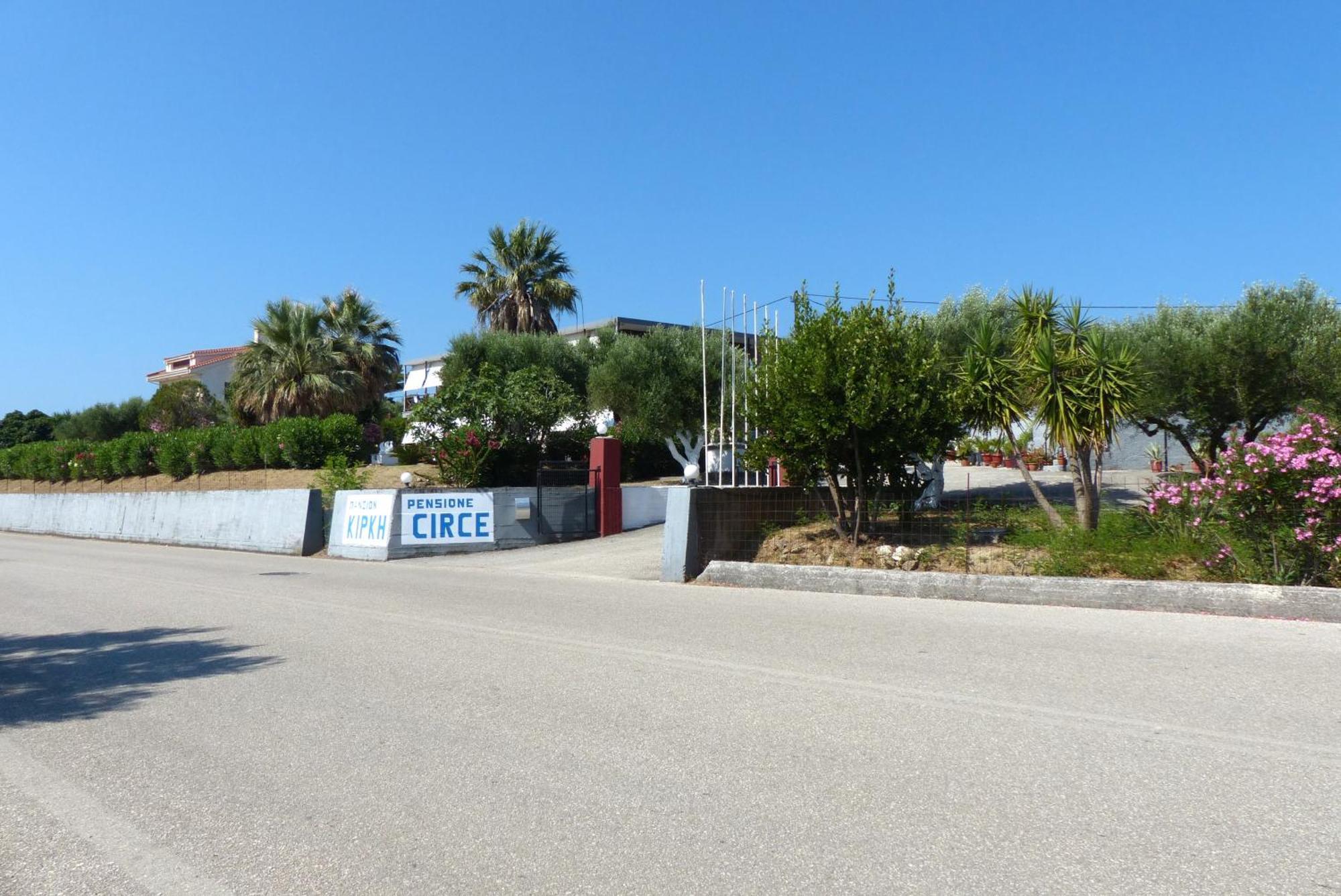 Appartamento Circe Pansion Lixouri Esterno foto