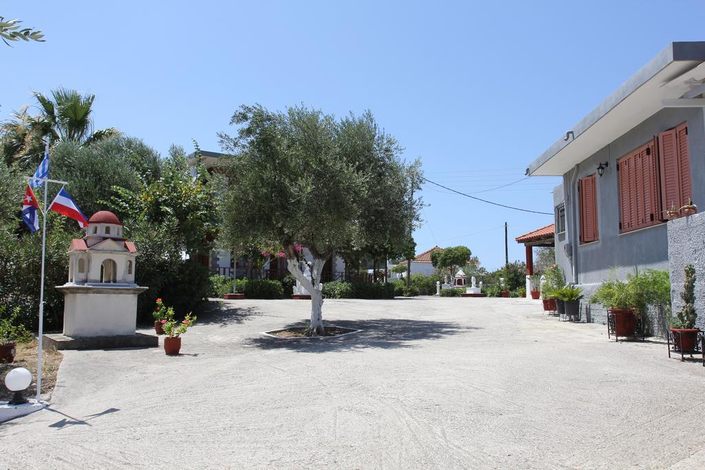 Appartamento Circe Pansion Lixouri Esterno foto