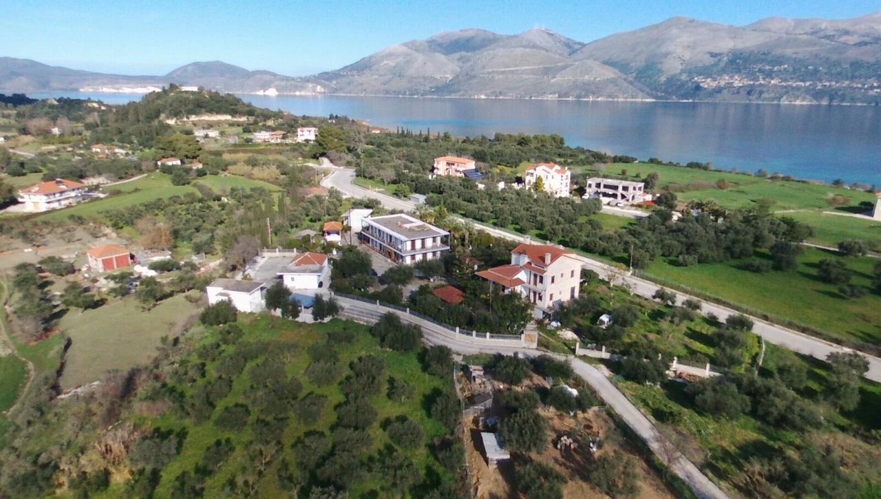 Appartamento Circe Pansion Lixouri Esterno foto