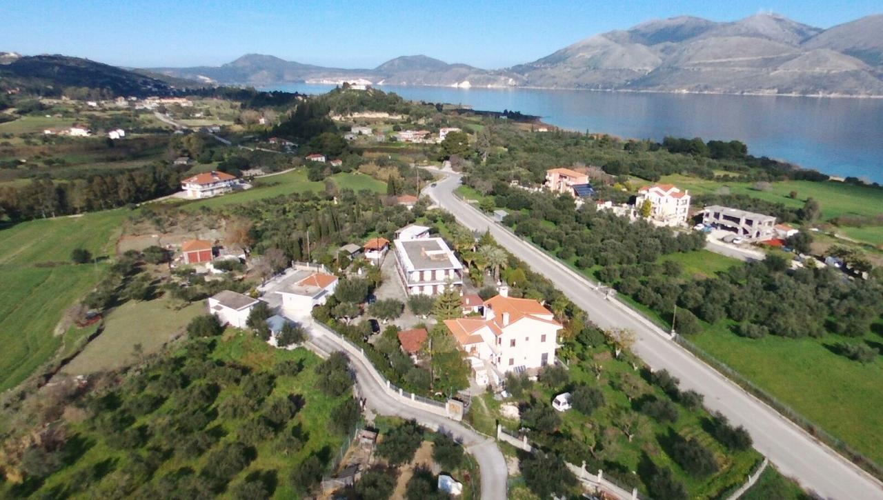 Appartamento Circe Pansion Lixouri Esterno foto